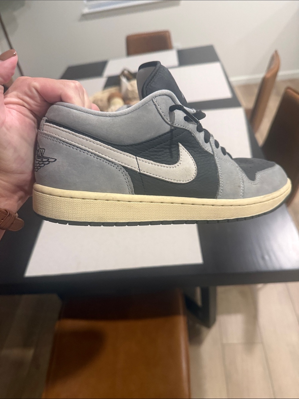 Nike Men's Low-Top Sneakers in Gray, Black & Cream